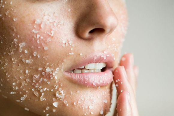 Tẩy tế bào chết cho da mặt Đà Nẵng: Bước nhỏ quyết định 70% độ mịn và độ sáng của da